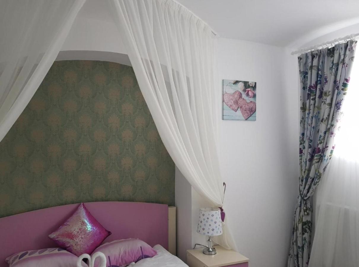 Wall St House Sibiu Exterior photo