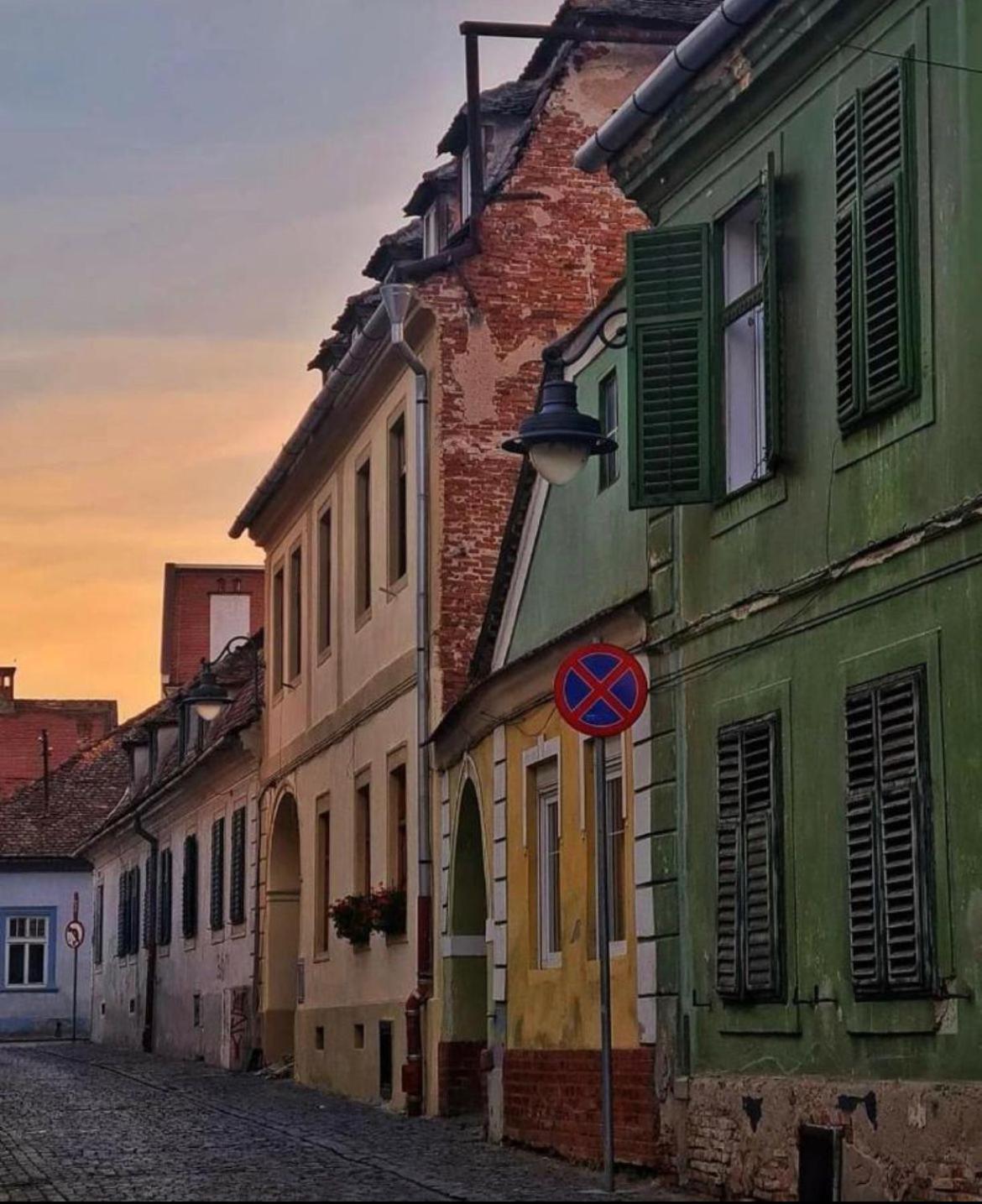 Wall St House Sibiu Exterior photo